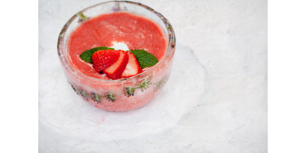 Chilled rhubarb soup